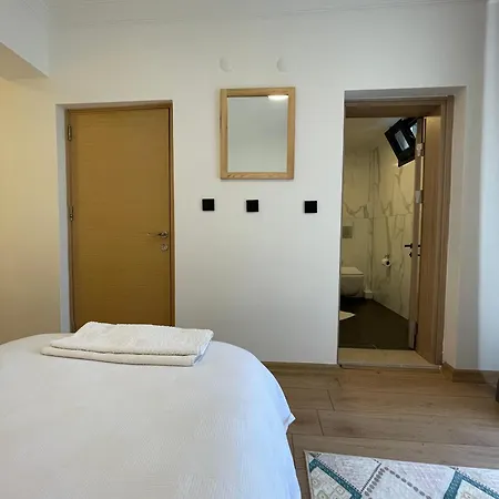 Otel Airport Alibaba House