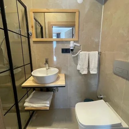 Отель Airport Alibaba *